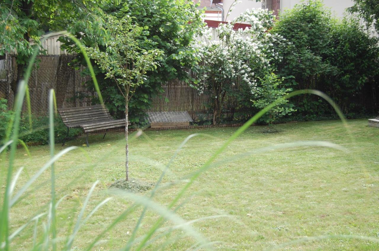 A L'Oree Du Parc Bed & Breakfast Besancon Ngoại thất bức ảnh
