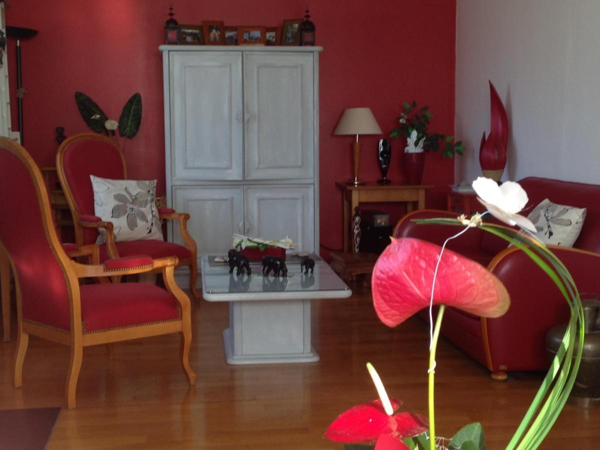 A L'Oree Du Parc Bed & Breakfast Besancon Ngoại thất bức ảnh